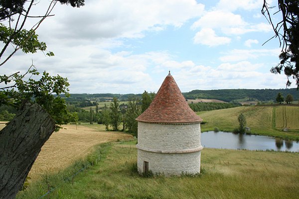 01---Pigeonnier-Tournon-dAgenais.jpg