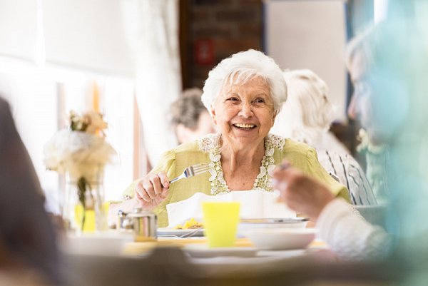 02.-personnes-agees---ehpad.jpg