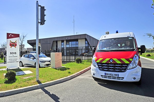 10-caserne_sdis_passage.jpg