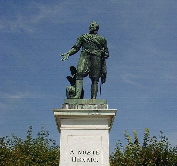 P8090049v1.jpg