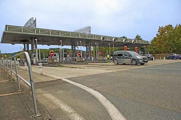 page-03---echangeur-peage_autoroute.jpg