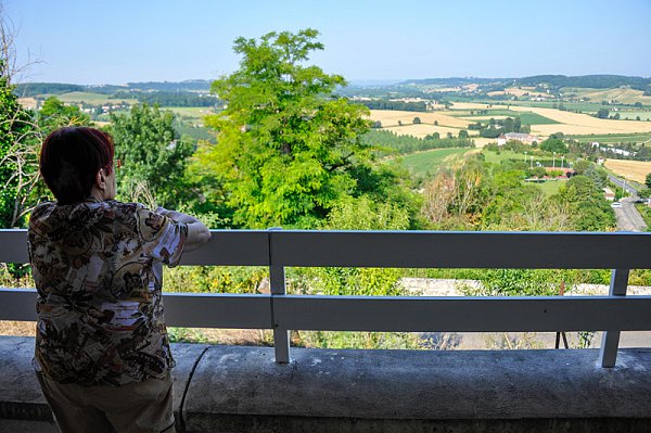 page-07---04-EHPAD-les-Terrasses-Tournon-thierry-breton_THI6937.jpg